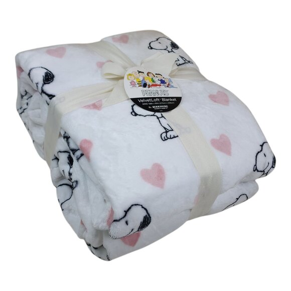 Peanuts VelvetLoft King Blanket 108"x90" By Berkshire Snoopy Hearts Soft Cozy - Picture 4 of 9